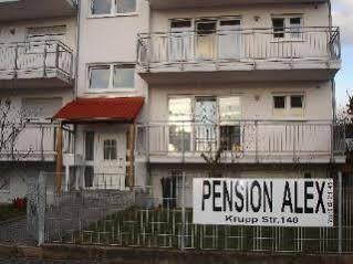 Pension Alex Франкфурт на Майн Екстериор снимка